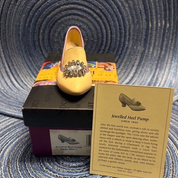 Just The Right Shoe - Purple and Cream Jeweled Heels - Picture 4 of 5